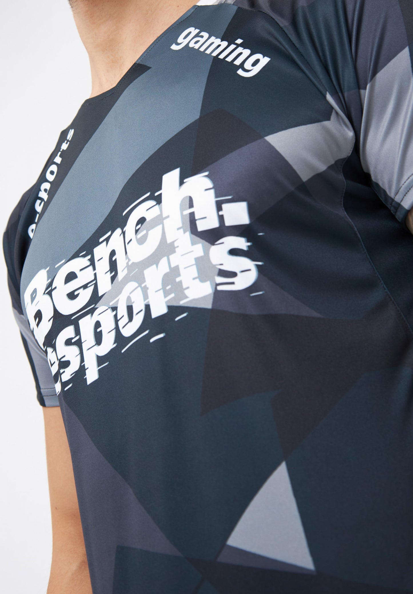 Loot - Gaming T-Shirt Trikot Bench esports